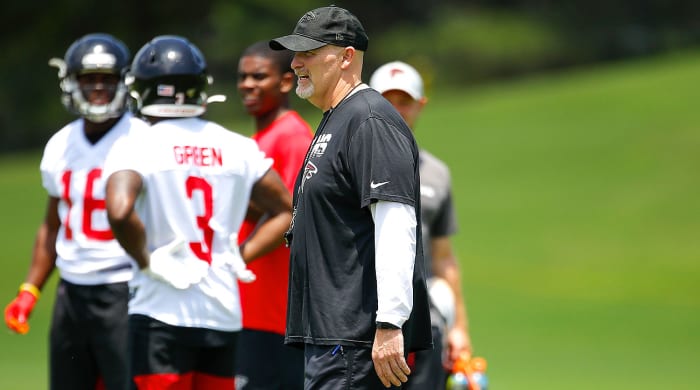 dan-quinn-falcons-nfl-training-camp.jpg